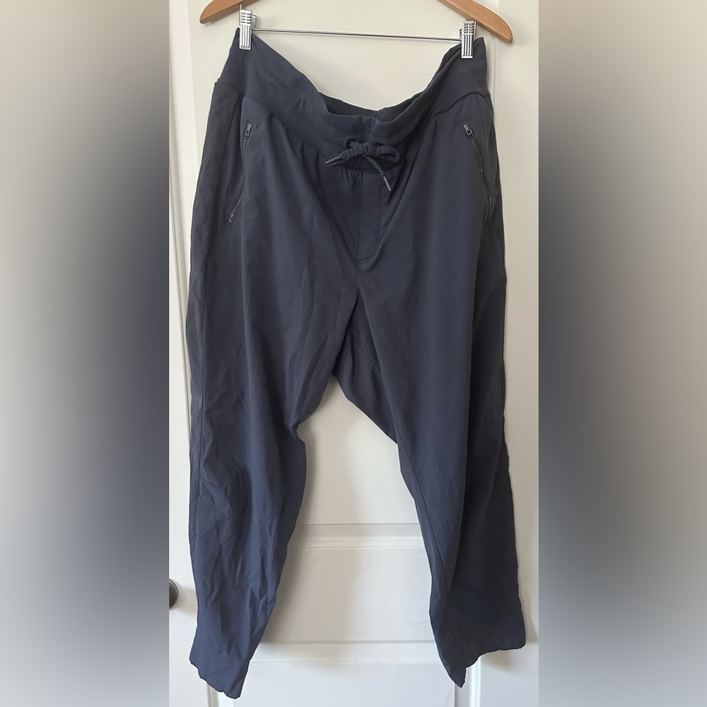 Athleta Trekkie North Jogger Size 20